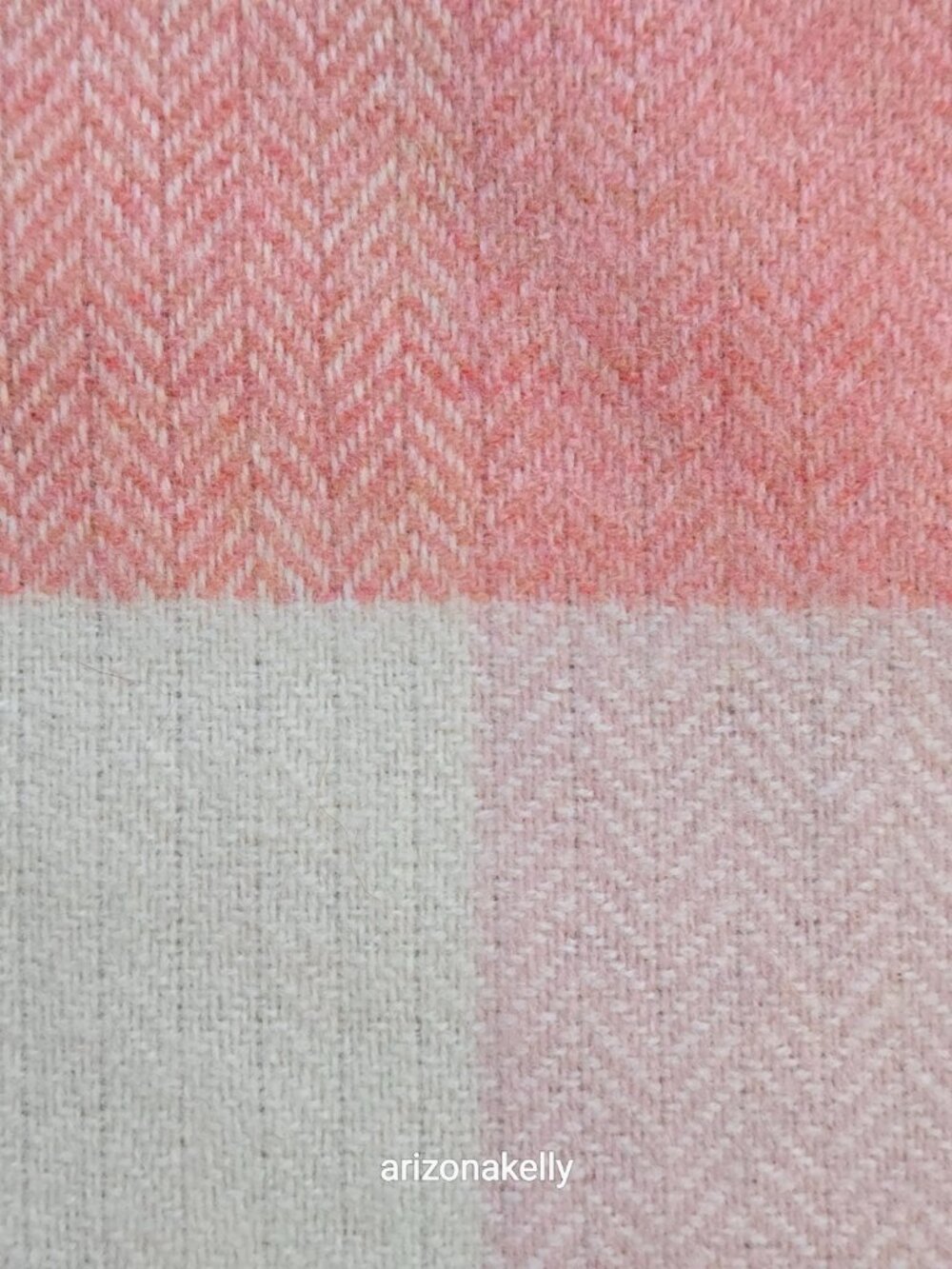 NWT Avoca Lap Blanket Throw Baby Wrap Pink Lambswool Herringbone Ireland - Picture 4 of 9